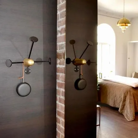 New High Standard Next To The Royal Castle/harbor In Apartment *