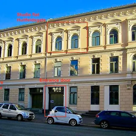 New High Standard Next To The Royal Castle/harbor In * Oslo